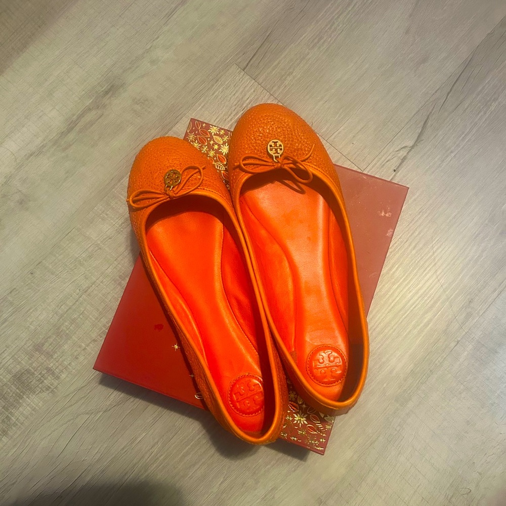 Tory Burch flat